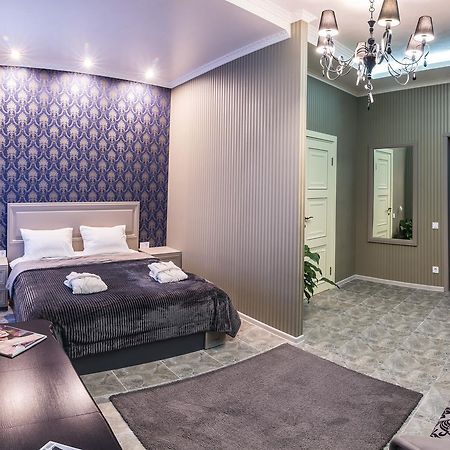 L.O.Y Family Hotel Dnjepropetovsk Buitenkant foto